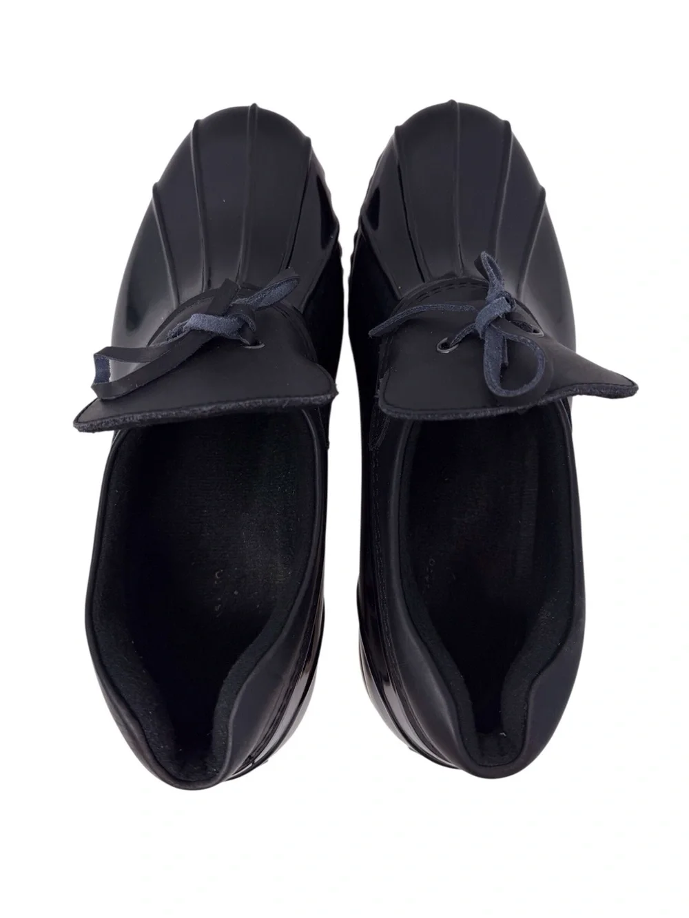 Bass Harlee Black waterproof low-top duck shoes leather upper slip on women’s 10